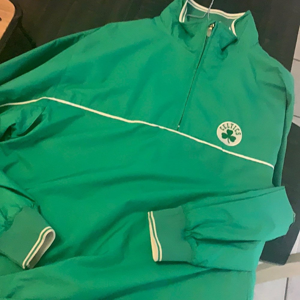 CELTICS windbreaker
